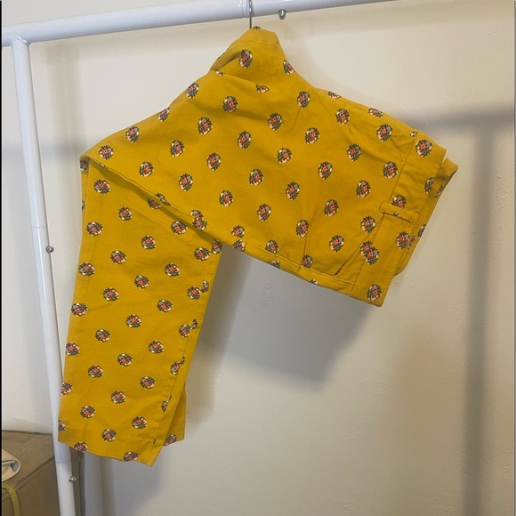 Old Navy Pants - Old Navy Yellow Floral Cropped Pants